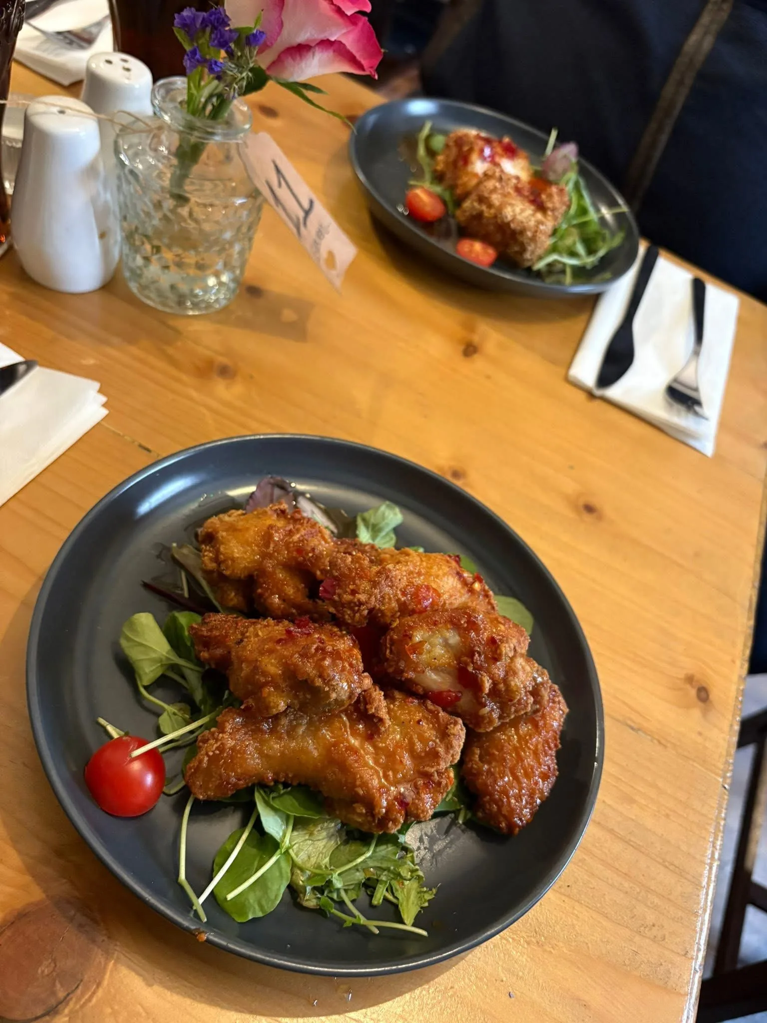 Crispy chicken wings